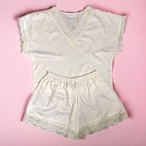 Morgan Taylor Cream Lace Pajama Set